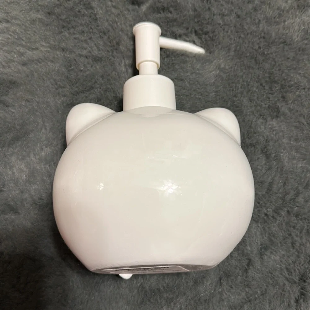 New Hello Kitty Soap Dispenser